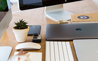 爱游戏体育-“非洲雄狮”雪地奔袭90米破门！冬奥热搜第一！，最新非洲雄狮纪录片